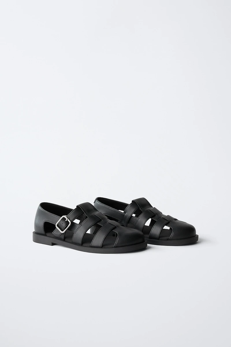 BUCKLED FISHERMAN SANDALS