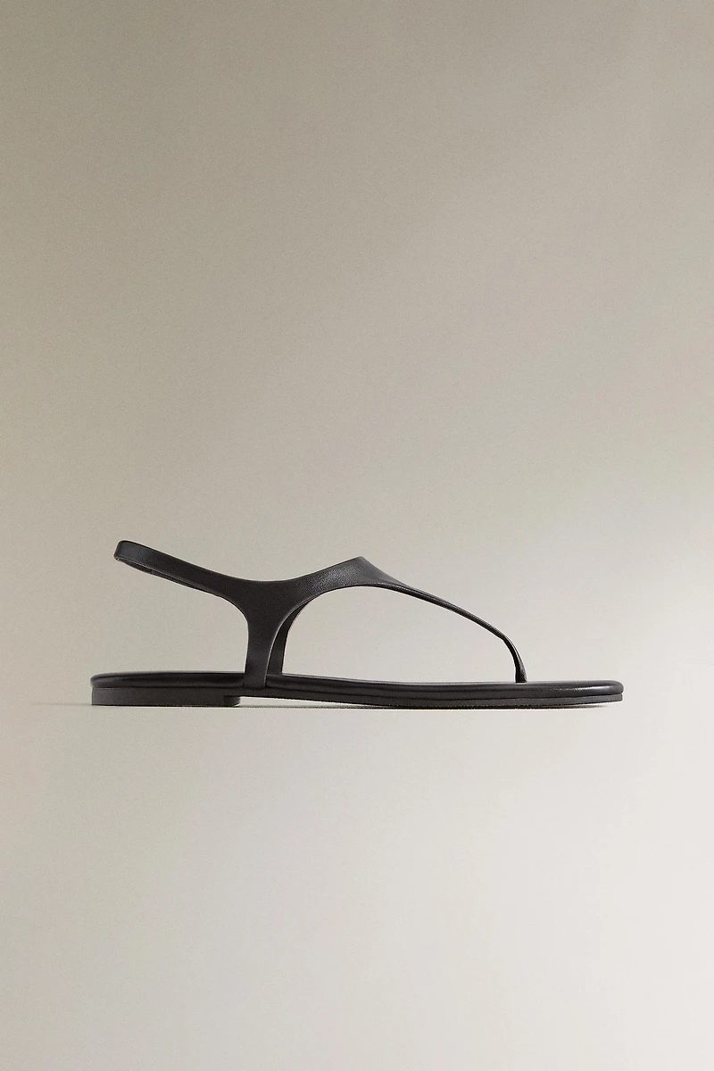 FLAT LEATHER SANDALS