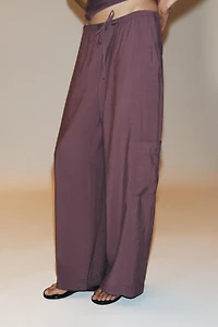 FLOWY CARGO PANTS