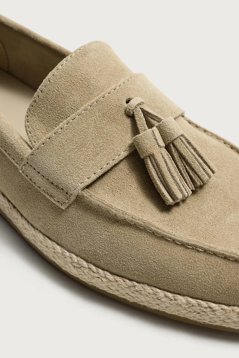 MOCASSINS CASUAL EN CUIR À POMPONS