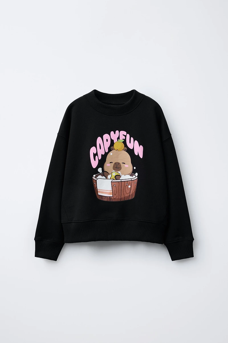CAPYFUN © PRINT SWEATSHIRT