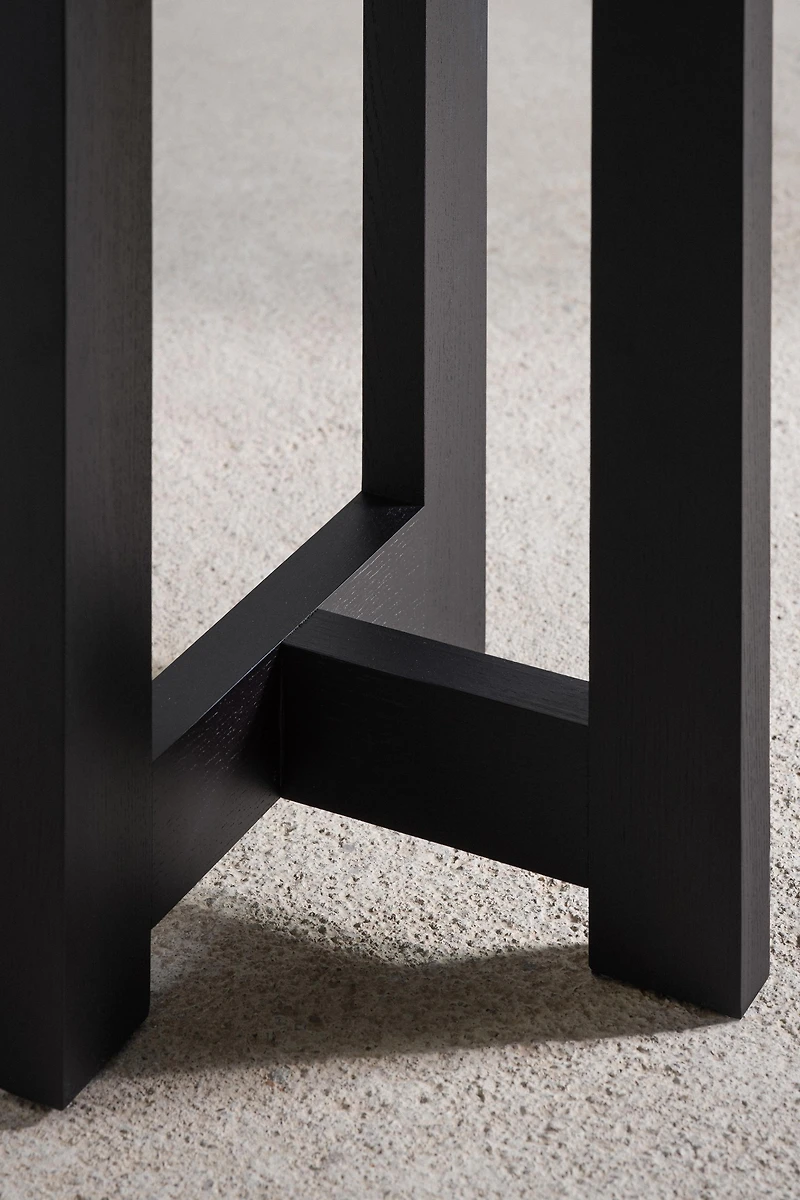 DESK 01