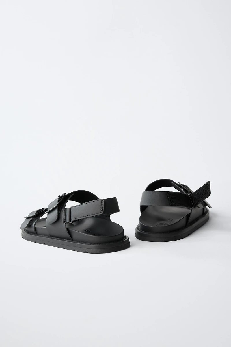 BUCKLED SANDALS