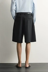 WIDE FIT PLEATED SHORTS