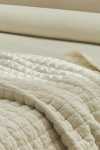 SQUARE COTTON QUILT