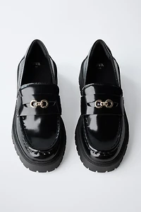LOAFER WITH METAL DETAIL