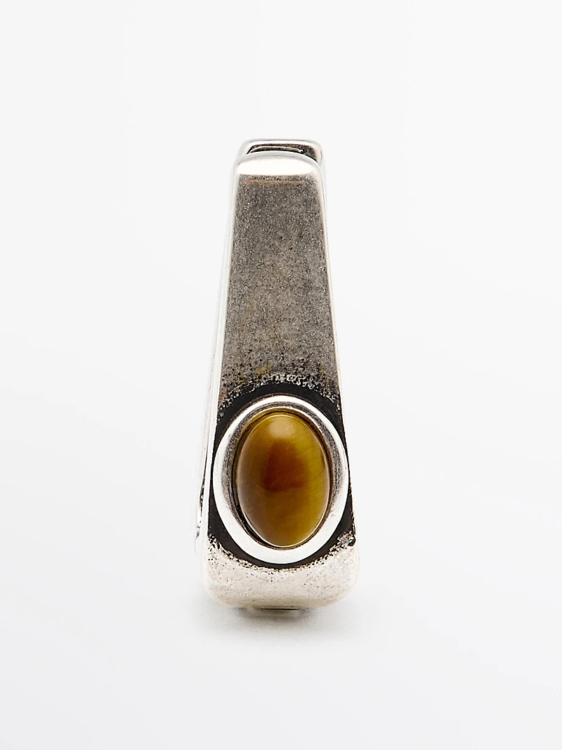 Boucles d’oreilles géométriques avec pierre