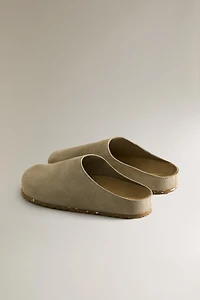 MINIMALIST LEATHER CLOGS