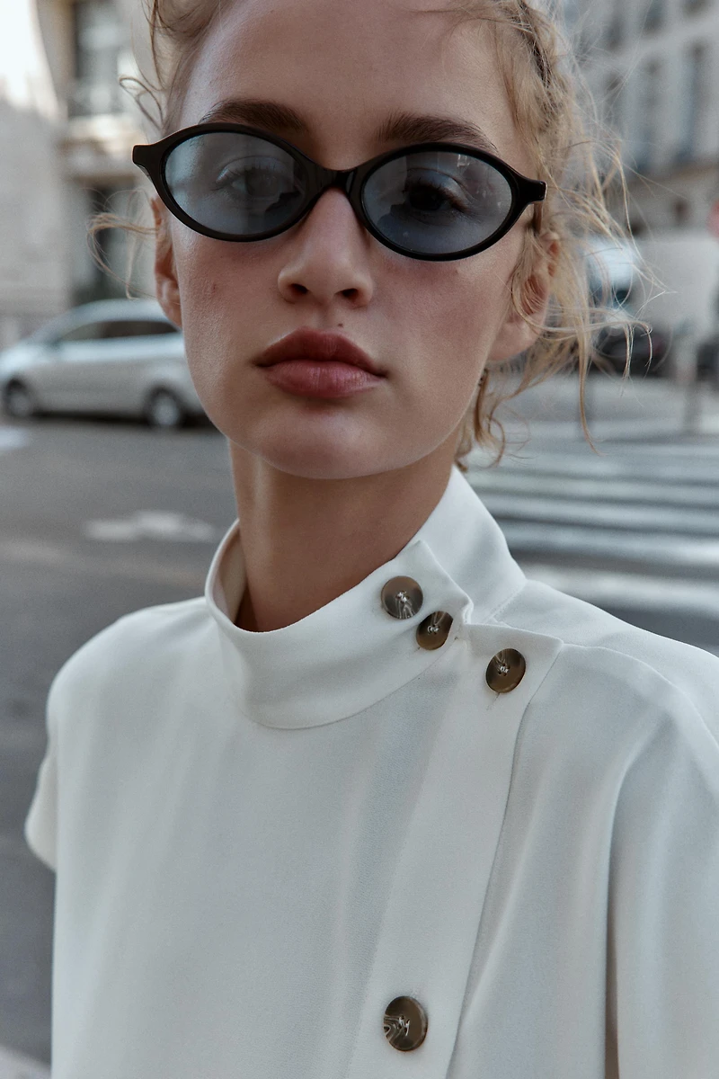 CHEMISE À BOUTONS CONTRASTÉS