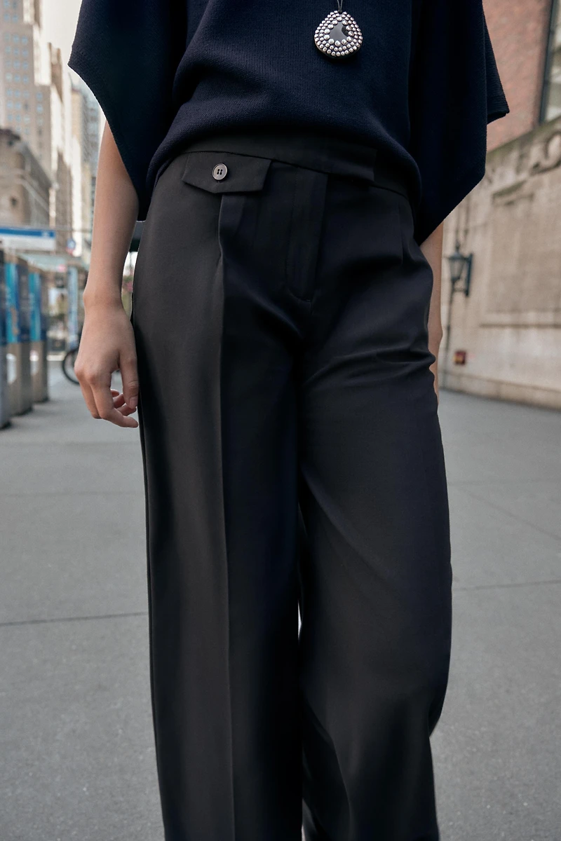 PLEATED WIDE LEG PANTS