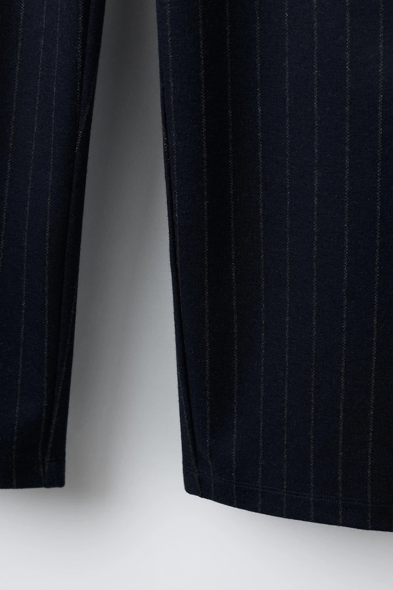 PANTALON DROIT À RAYURES