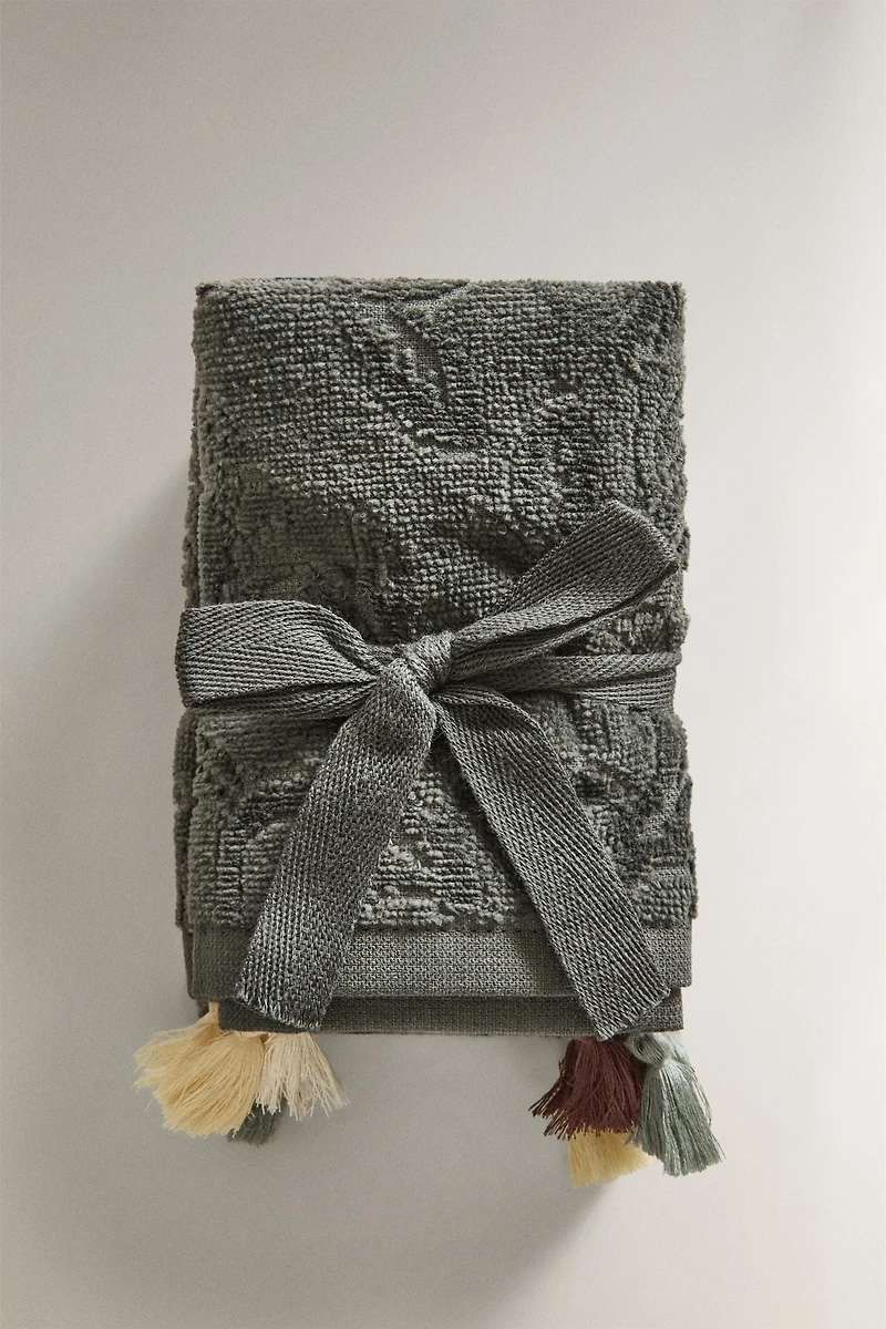 PACK OF HAND TOWELS WITH TASSELS (PACK OF 3