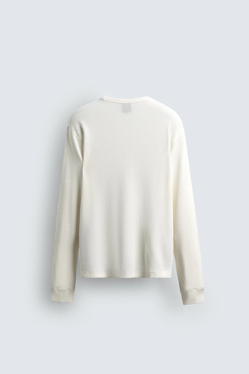 T-SHIRT STRUCTURÉ QUADRILLÉ