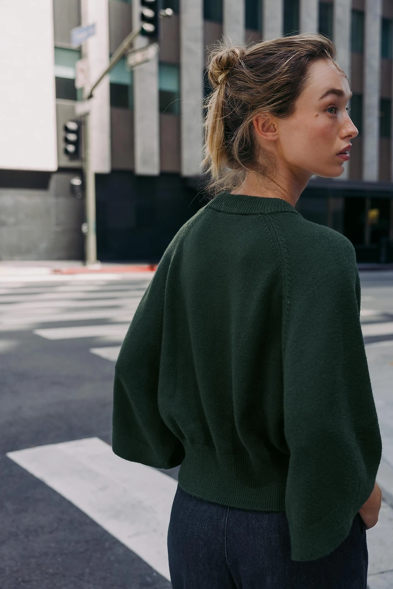 PULL EN MAILLE À MANCHES AMPLES
