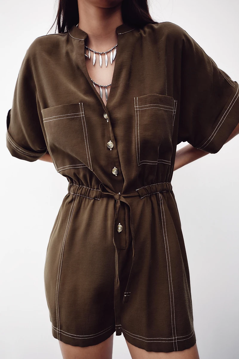 SHORT JUMPSUIT WITH TOPSTITCHING