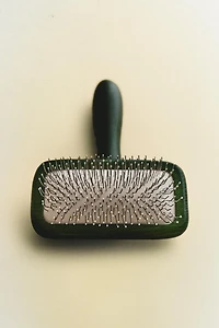 CURVED BRISTLE PET BRUSH