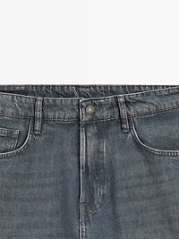 Tapered fit jeans