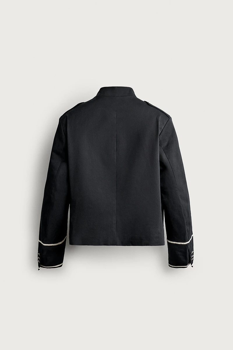 CONTRAST CROPPED FIT JACKET