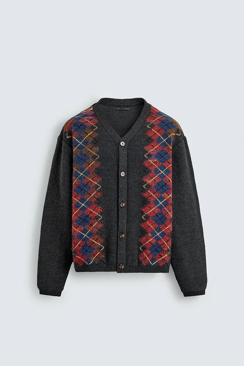 DIAMOND JACQUARD CARDIGAN