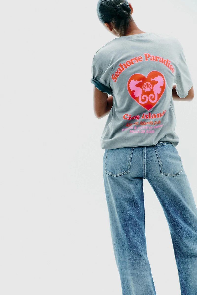 WASHED EFFECT PRINTED T-SHIRT