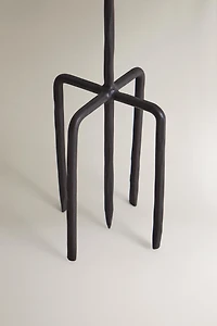 OUTDOOR TEALIGHT HOLDER WITH METAL STAND