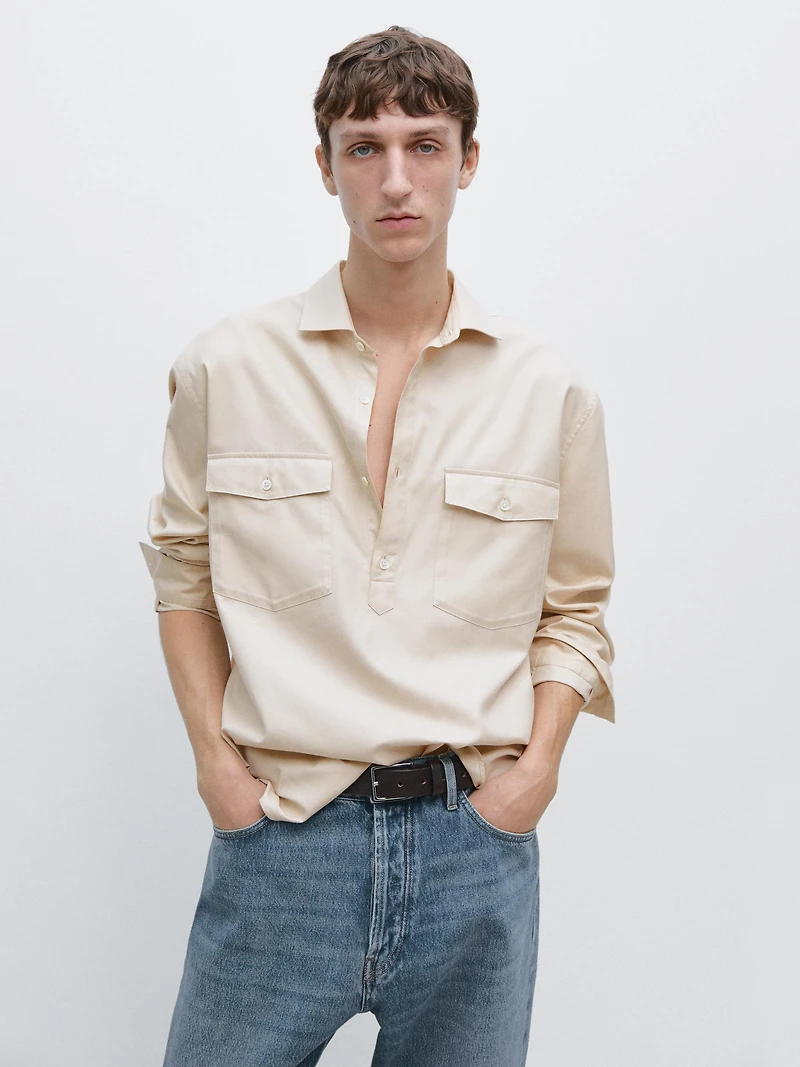 Cotton shirt with pockets