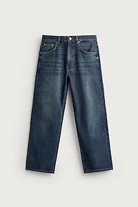 LOOSE FIT CROPPED JEANS