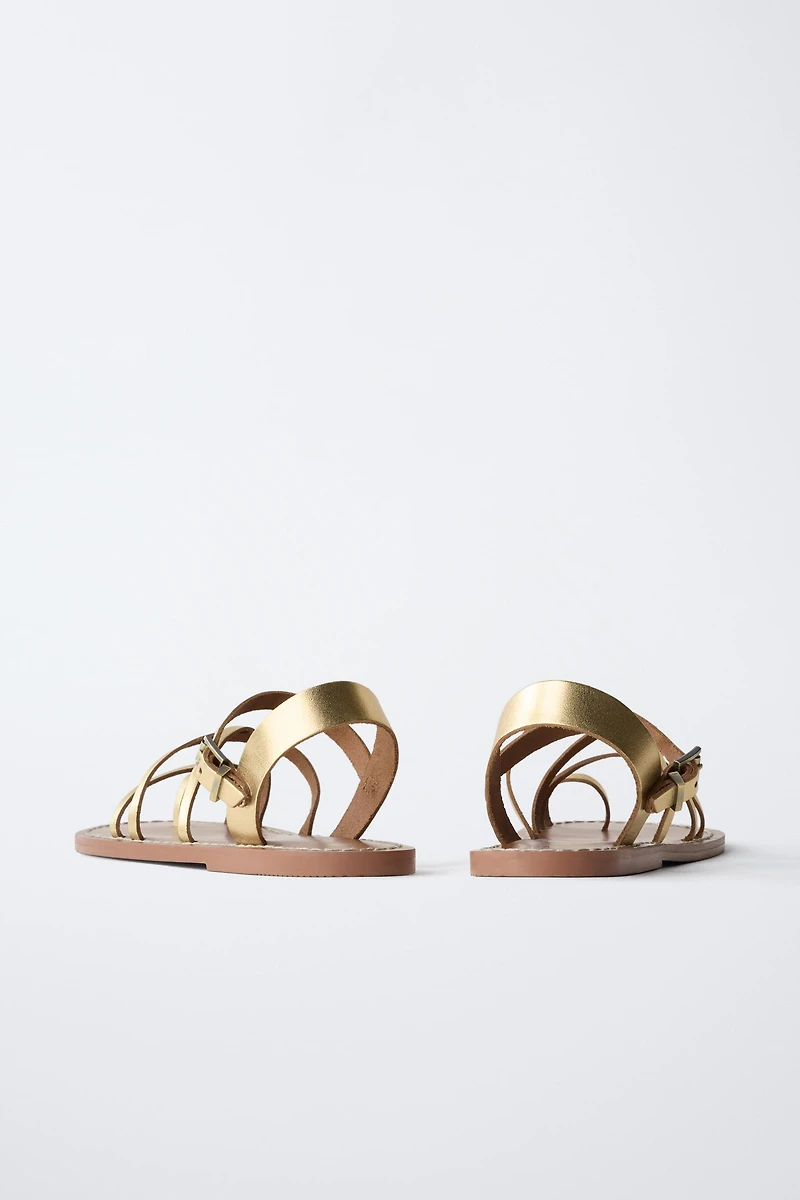 SANDALES EN CUIR