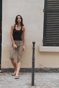 PANTALON CAPRI À IMPRIMÉ ANIMALIER