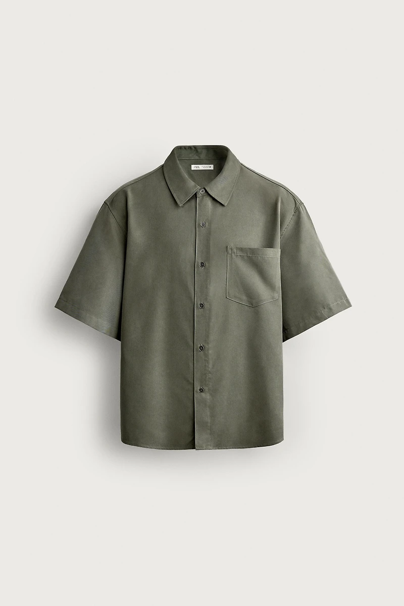 RELAXED FIT FLOWY SHIRT