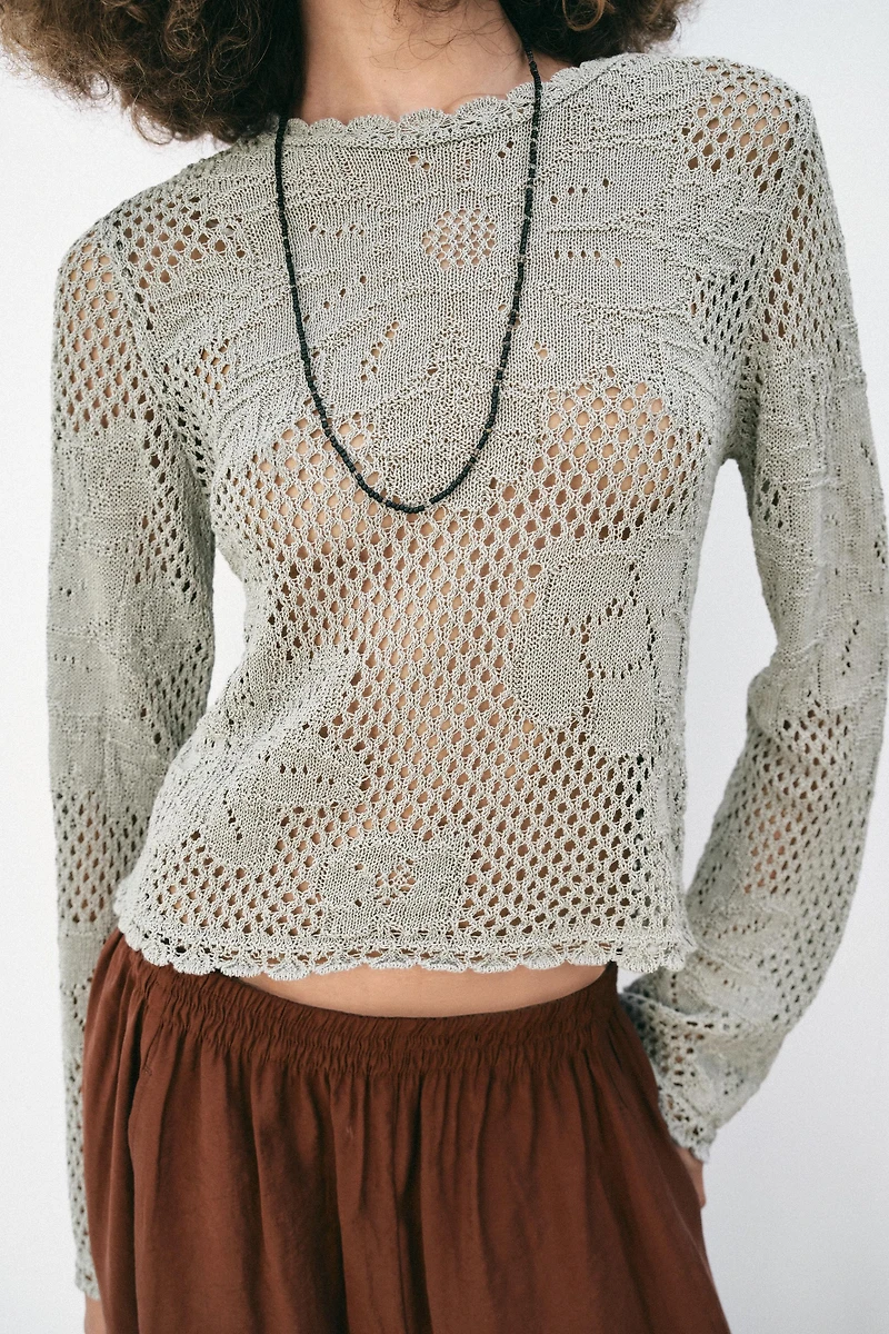 PULL EN MAILLE POINTELLE