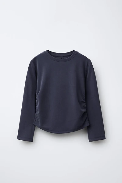 SPORTY RUCHED T-SHIRT