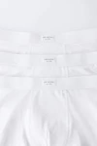 AGES 6-14 / THREE-PACK OF PLAIN BOXERS WITH LABEL