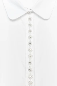 CHEMISE EN POPELINE À PERLES