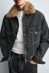 FAUX FUR COLLAR DENIM JACKET