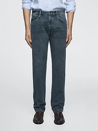 Tapered fit jeans