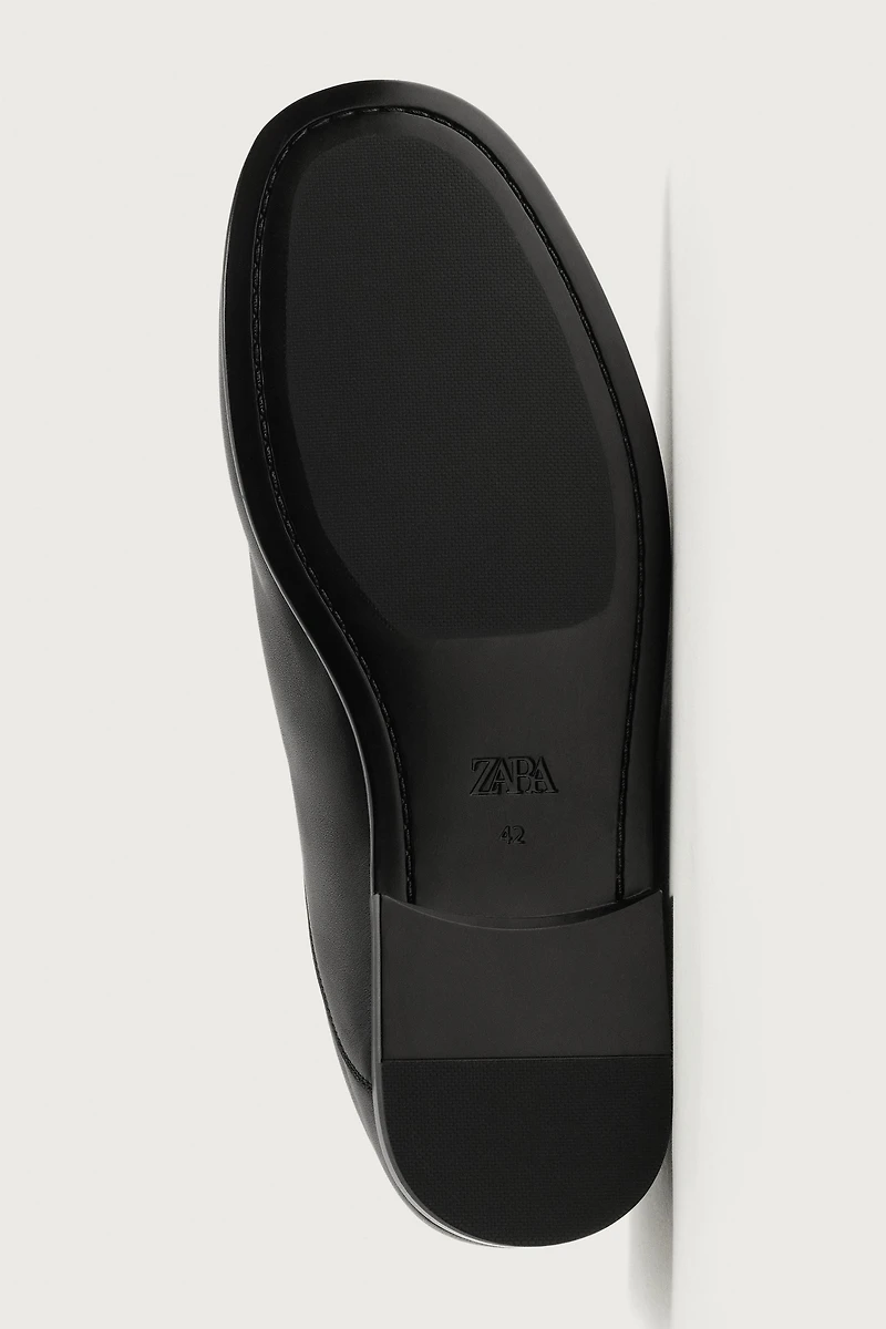 LEATHER LOAFERS