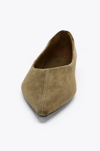 SPLIT LEATHER POINTED TOE BALLET FLATS