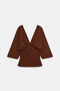 TEXTURED V-NECK TOP