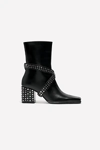 LEATHER STUDDED HEEL ANKLE BOOTS LUDOVIC DE SAINT SERNIN x ZARA