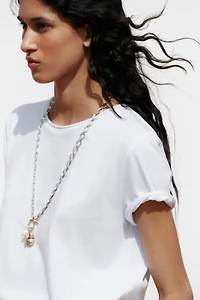 T-SHIRT DÉLAVÉ À MANCHES COURTES