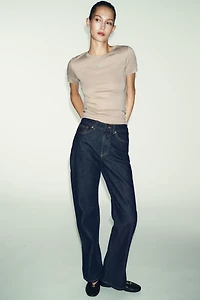 T-SHIRT MINIMAL À MANCHES COURTES