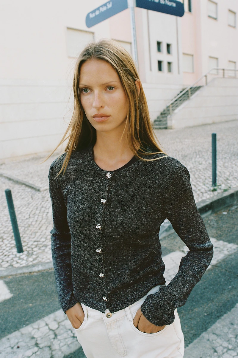 METALLIC THREAD BUTTON CARDIGAN