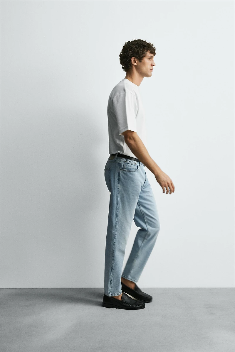 SLIM TAPERED FIT JEANS