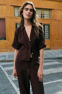 FLOWY SHORT SLEEVE SHIRT