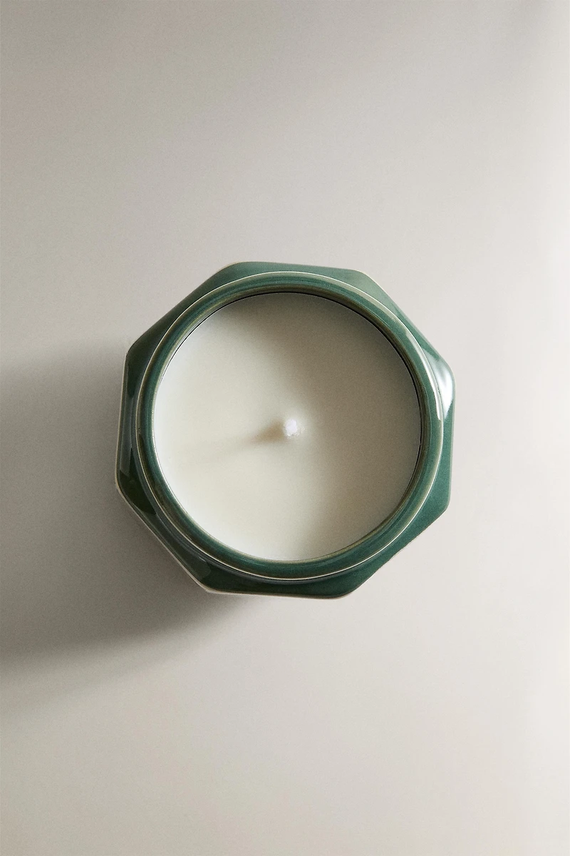 (180 G) MUSK LINEN SCENTED CANDLE