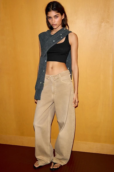 RIBBED STRAPPY CROP TOP