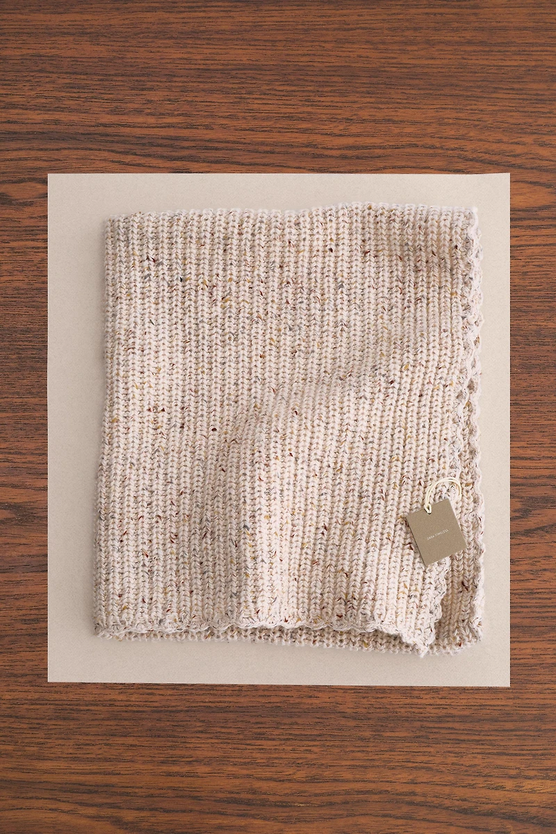 ZARA TIMELESS - WOOL BUTTONED BLANKET
