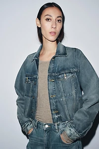 ZW COLLECTION CROPPED DENIM JACKET