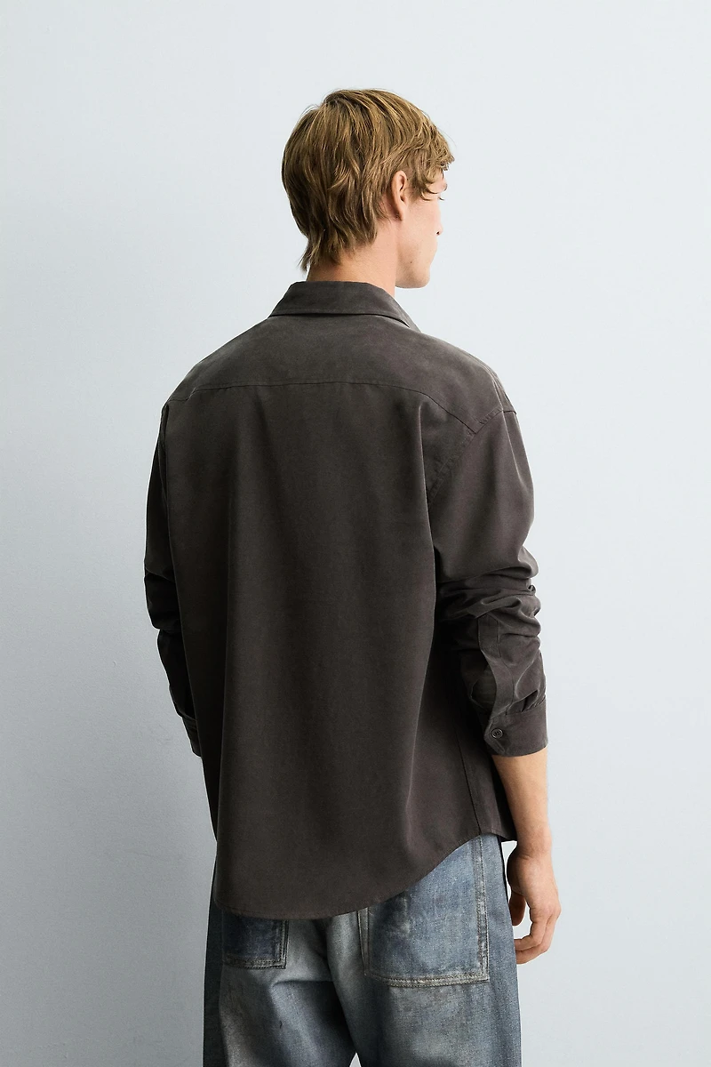 RELAXED FIT FLOWY SHIRT